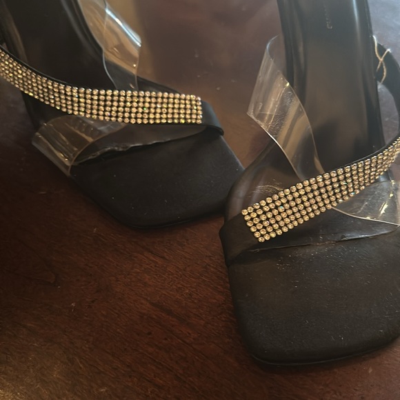 Vintage Dee Dee Size Shoes  10 2 1/2” heels with Rhinestone and Clear Straps - Picture 8 of 8